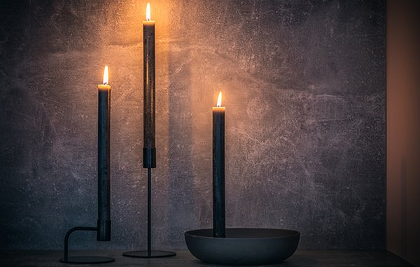 Kerzenhalter gebogen schwarz 10xH8cm (ArtikelNr.2324)