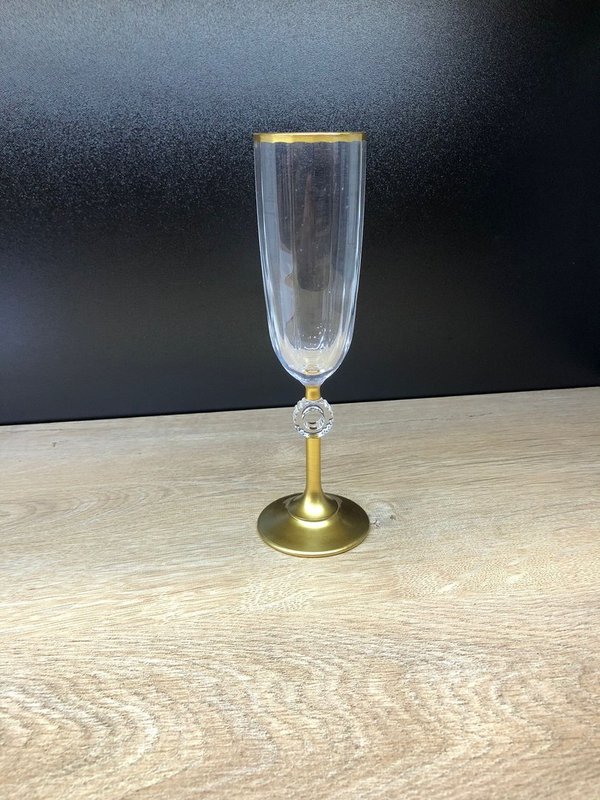 Cocktailglas mit goldenem Rand (ArtikelNr.3405)