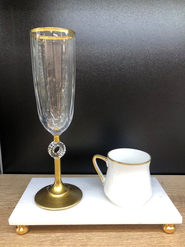 Cocktail glass with golden rim (item Nr.3405)