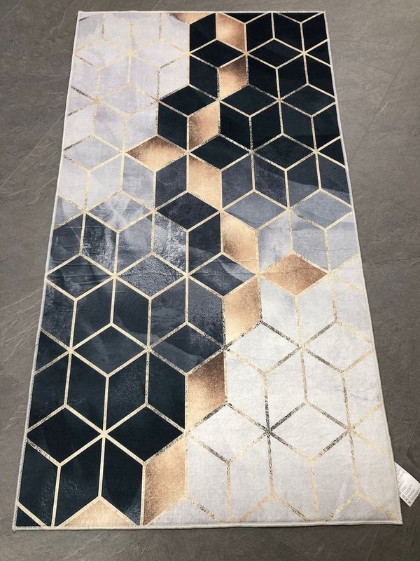 Teppich 'schwarz/gold Struktur' 130x190cm maschinenwaschbar (ArtikelNr.3514)