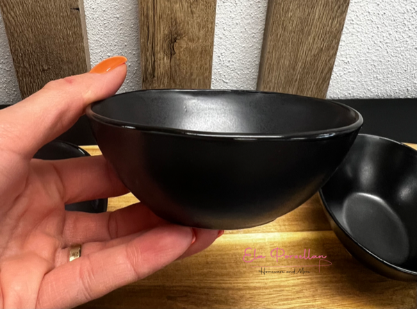Bowl 10,5x9xH4cm Vongola black (Item no.2563)